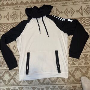 American Eagle Outfitters Black and White Hoodie
